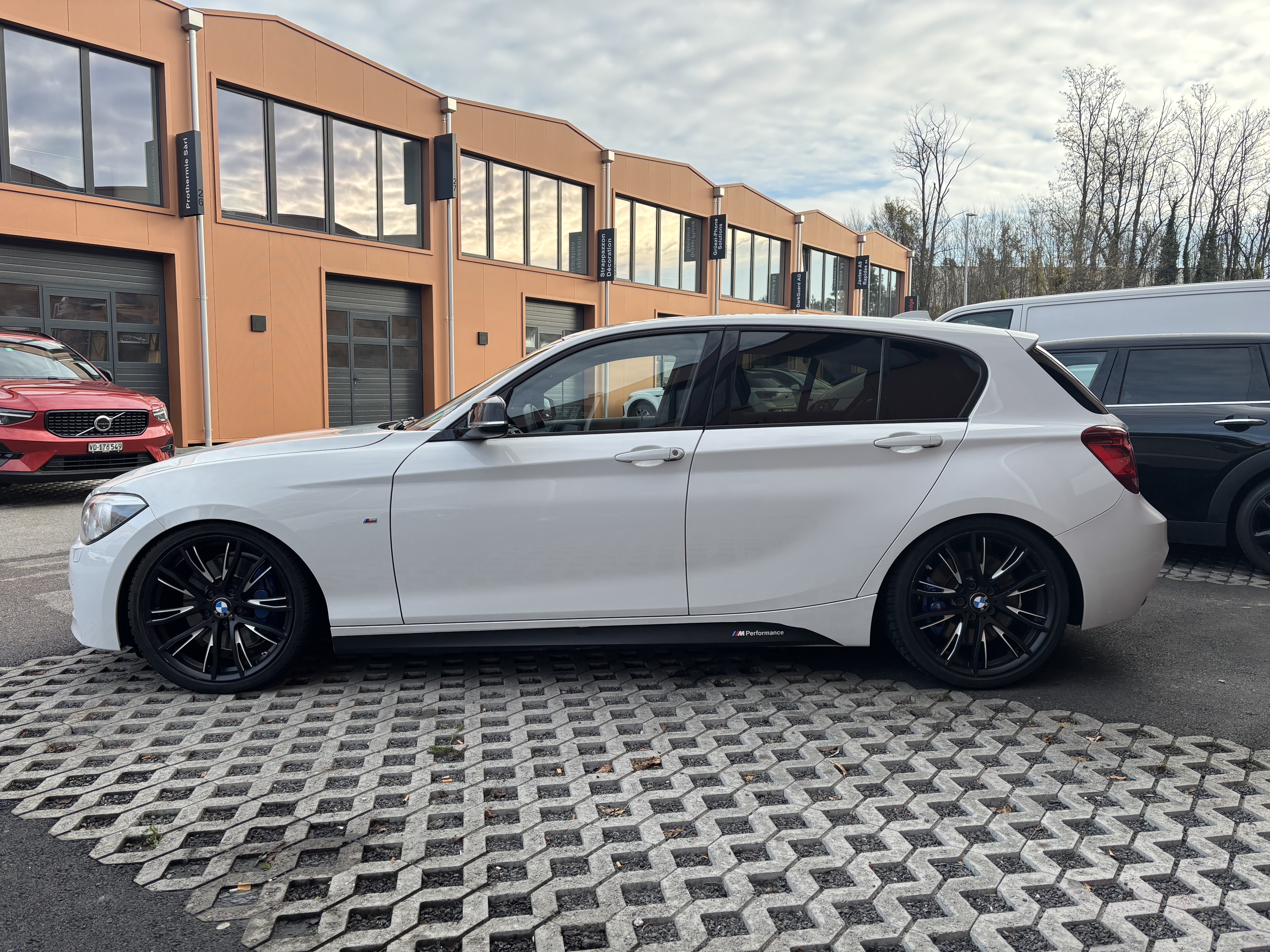 BMW  M135i xDrive